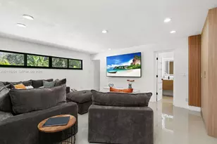 8306 Flowerfield Dr, Tampa, FL 33615 - Photo 27