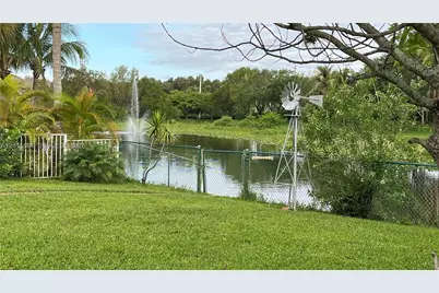 19409 NW 24th Pl, Pembroke Pines, FL 33029 - Photo 47