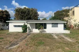 27 NE 17th Ave, Pompano Beach, FL 33060 - Photo 1