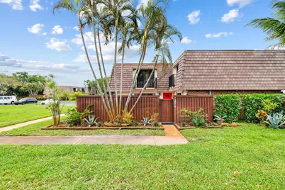 2774 SW 15th Street #2774, Deerfield Beach, FL 33442 - Photo 1