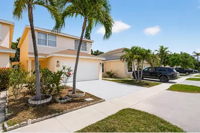 4131 Eastridge Circle, Pompano Beach, FL 33064 - Photo 1
