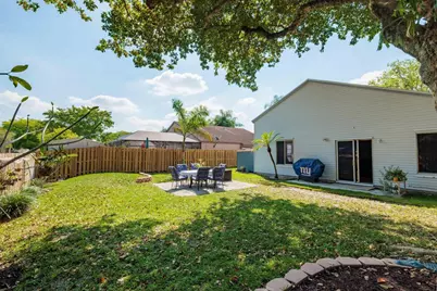 13401 SW 9th Place, Davie, FL 33325 - Photo 33