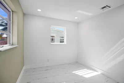 1437 SW 1st Avenue, Deerfield Beach, FL 33441 - Photo 13