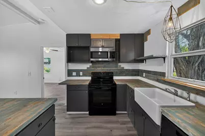 117 NE 8th Street, Pompano Beach, FL 33060 - Photo 11