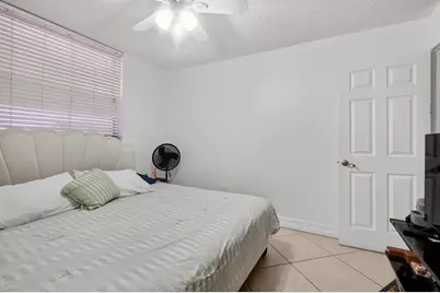 1801 S Treasure Drive #415, North Bay Village, FL 33141 - Photo 37