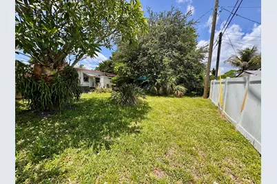 5771 NW 24th Court, Margate, FL 33063 - Photo 11