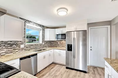 7611 Spirea Drive, Bayonet Point, FL 34668 - Photo 9
