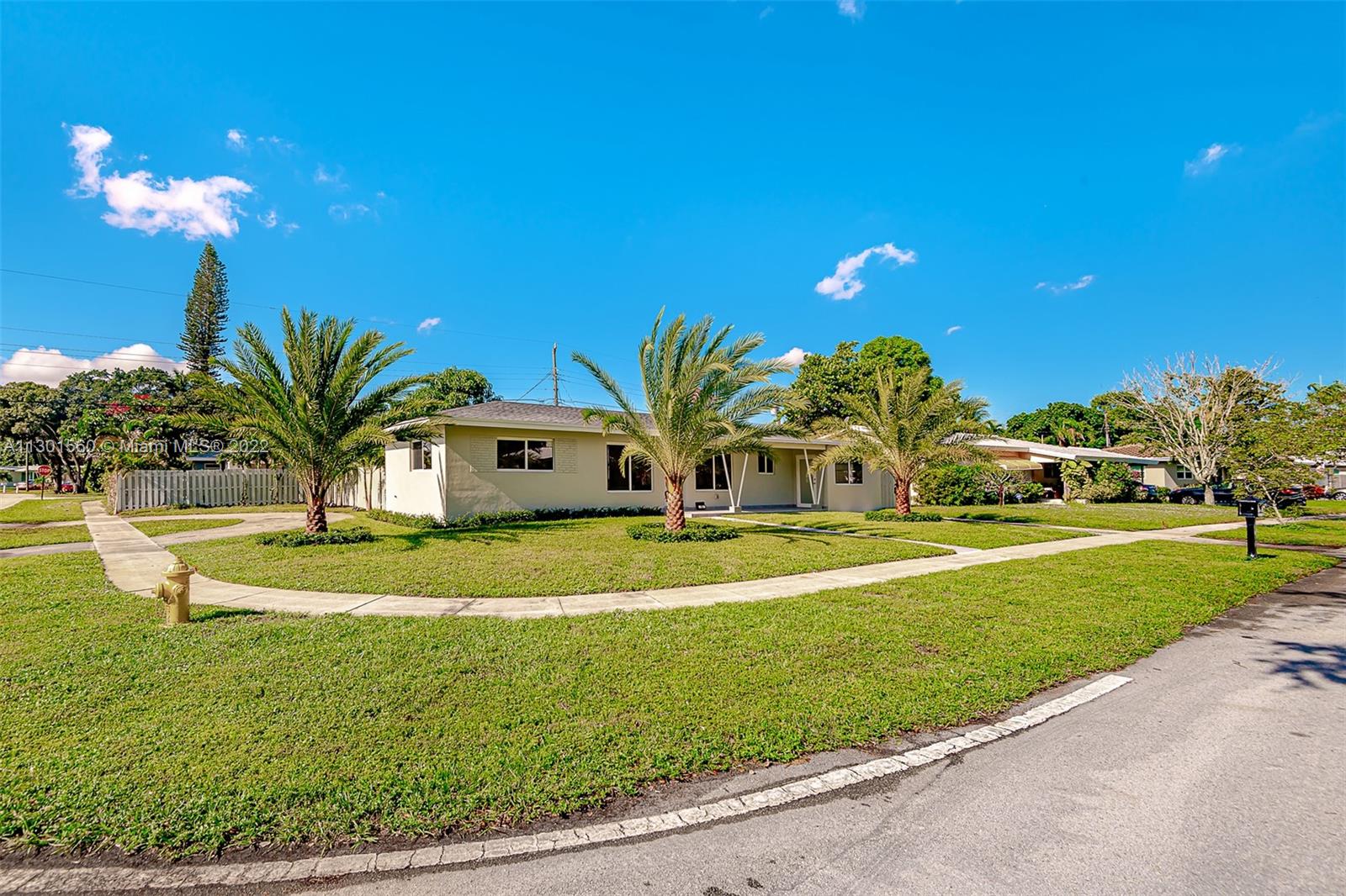 849-fairway-dr-plantation-fl-33317-mls-a11301560-coldwell-banker