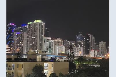 546 SW 1st St #603, Miami, FL 33130 - Photo 1