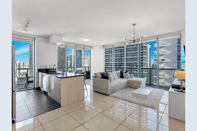 1111 SW 1st Ave #UPH4020-, Miami, FL 33130 - Photo 1