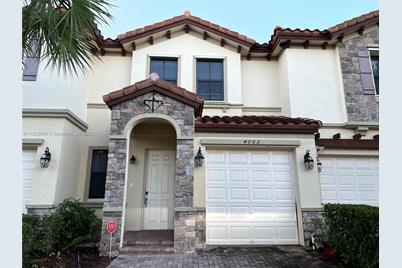 4002  Allerdale Pl, Coconut Creek, FL 33073 - Photo 1