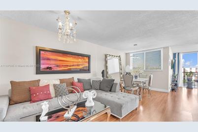 9401 SW 4th St #408, Miami, FL 33174 - Photo 1