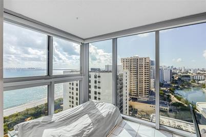 2655  Collins Av #2204, Miami Beach, FL 33140 - Photo 1