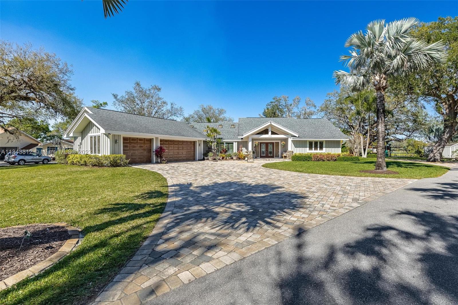 405 Live Oak Ln, Labelle, FL 33935 MLS A11343812 Coldwell Banker