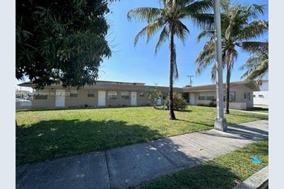 499 E 28th St, Hialeah, FL 33013 - Photo 1