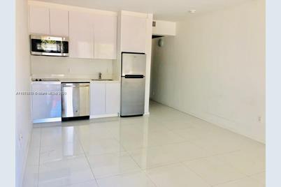 801  15th St #107, Miami Beach, FL 33139 - Photo 1