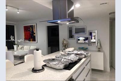 7601 E Treasure Dr #1622, North Bay Village, FL 33141 - Photo 1