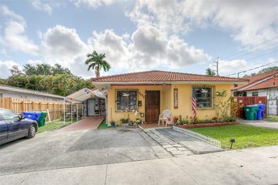 1105 NW 30th Ave, Miami, FL 33125 - Photo 1
