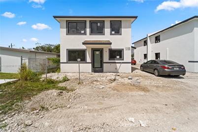 11945  SW 217 St, Goulds, FL 33170 - Photo 1