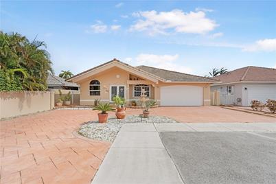 13932 SW 26th Ter - Photo 1