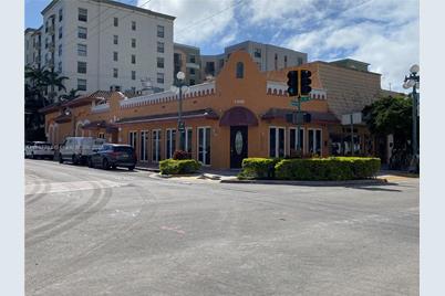 1900  Harrison St, Hollywood, FL 33020 - Photo 1