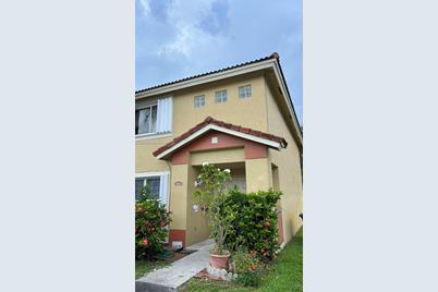 5247 NW 190th Ln #5247, Miami Gardens, FL 33055 - Photo 1