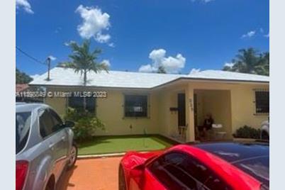 320 SW 66 Av, Miami, FL 33144 - Photo 1