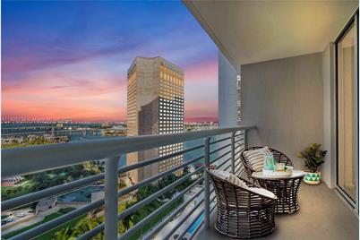 325 S Biscayne Blvd #2314, Miami, FL 33131 - Photo 1