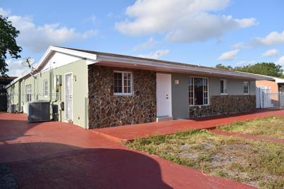 3465 NW 180th St, Miami Gardens, FL 33056 - Photo 1