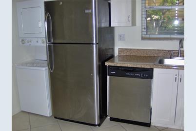 11216 SW 12th St #103, Pembroke Pines, FL 33025 - Photo 1