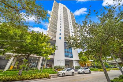 10 SW South River Dr #904, Miami, FL 33130 - Photo 1