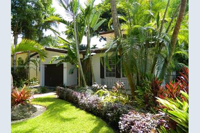 5520  San Vicente St, Coral Gables, FL 33146 - Photo 1