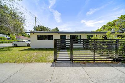 296 NW 39th St, Miami, FL 33127 - Photo 1