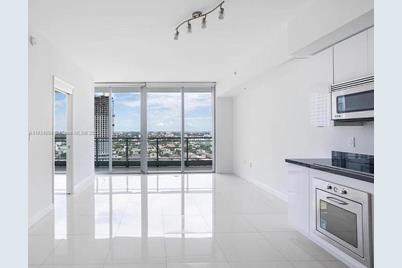 92 SW 3rd St #2907, Miami, FL 33130 - Photo 1