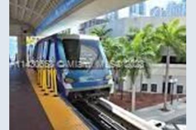 150 SE 3rd Ave #322, Miami, FL 33131 - Photo 1