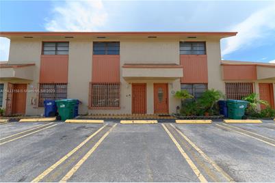 111 SW 113th Ave #103-8, Sweetwater, FL 33174 - Photo 1