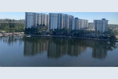 5091 NW 7th St #PH-10, Miami, FL 33126 - Photo 1