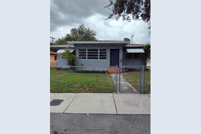890 NW 55th St, Miami, FL 33127 - Photo 1