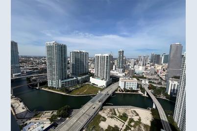 68 SE 6th St #3312, Miami, FL 33131 - Photo 1