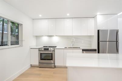 17101 N Bay #D202, Sunny Isles Beach, FL 33160 - Photo 1