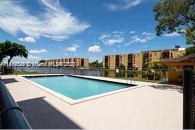 4715 NW 7th St #102-2, Miami, FL 33126 - Photo 1