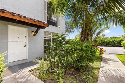 10838 N Kendall Dr #W8, Miami, FL 33176 - Photo 1