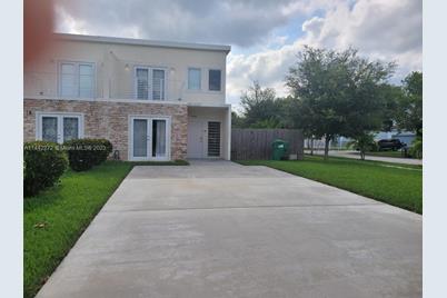 26080 SW 134th Pl, Homestead, FL 33032 - Photo 1