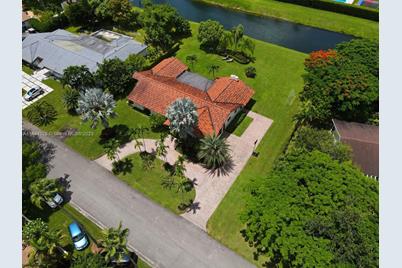 13140 SW 95th Ave, Miami, FL 33176 - Photo 1
