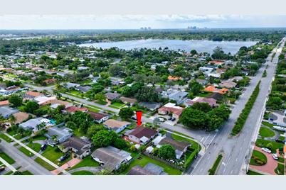 8625 SW 45th St, Miami, FL 33155 - Photo 1