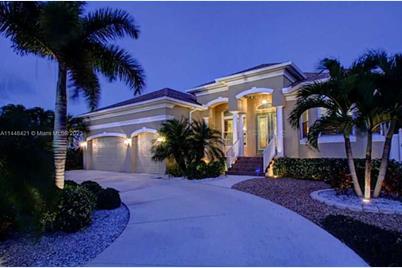 419  7th Avenue North, Tierra Verde, FL 33715 - Photo 1