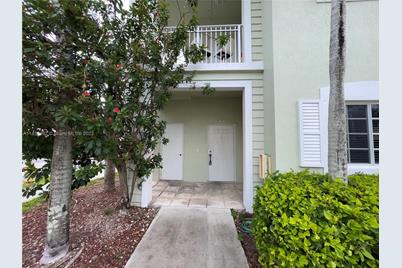 373 NE 26th Pl #101, Homestead, FL 33033 - Photo 1