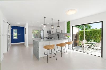 8520  Casa Del Lago #A, Boca Raton, FL 33433 - Photo 1