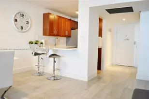 100 Lincoln Rd, Miami Beach, FL 33139 - Photo 1
