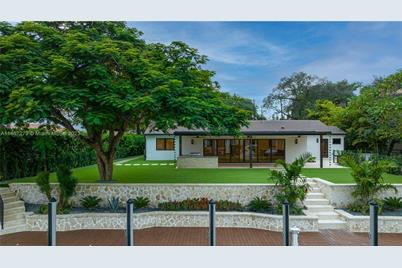 5221 Orduna Dr, Coral Gables, FL 33146 - Photo 1